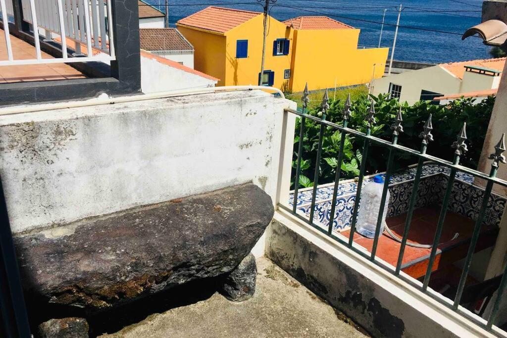 Apartamento Vista Do Mar A Ribeira Quente Exterior foto